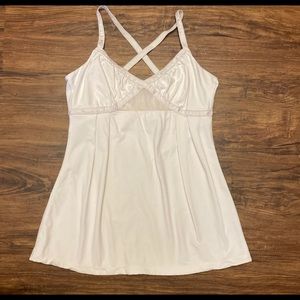 Luluemon white tank top.
